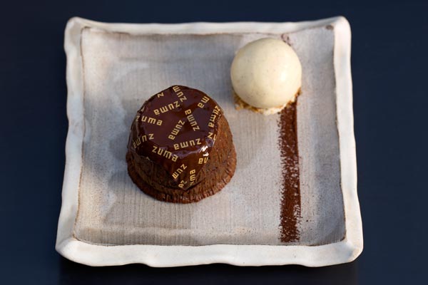 Zuma-special-chocolate-with-vanilla-bean-ice-cream-600x400