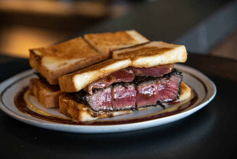 Reif-Kushiyaki-Wagyu-sando